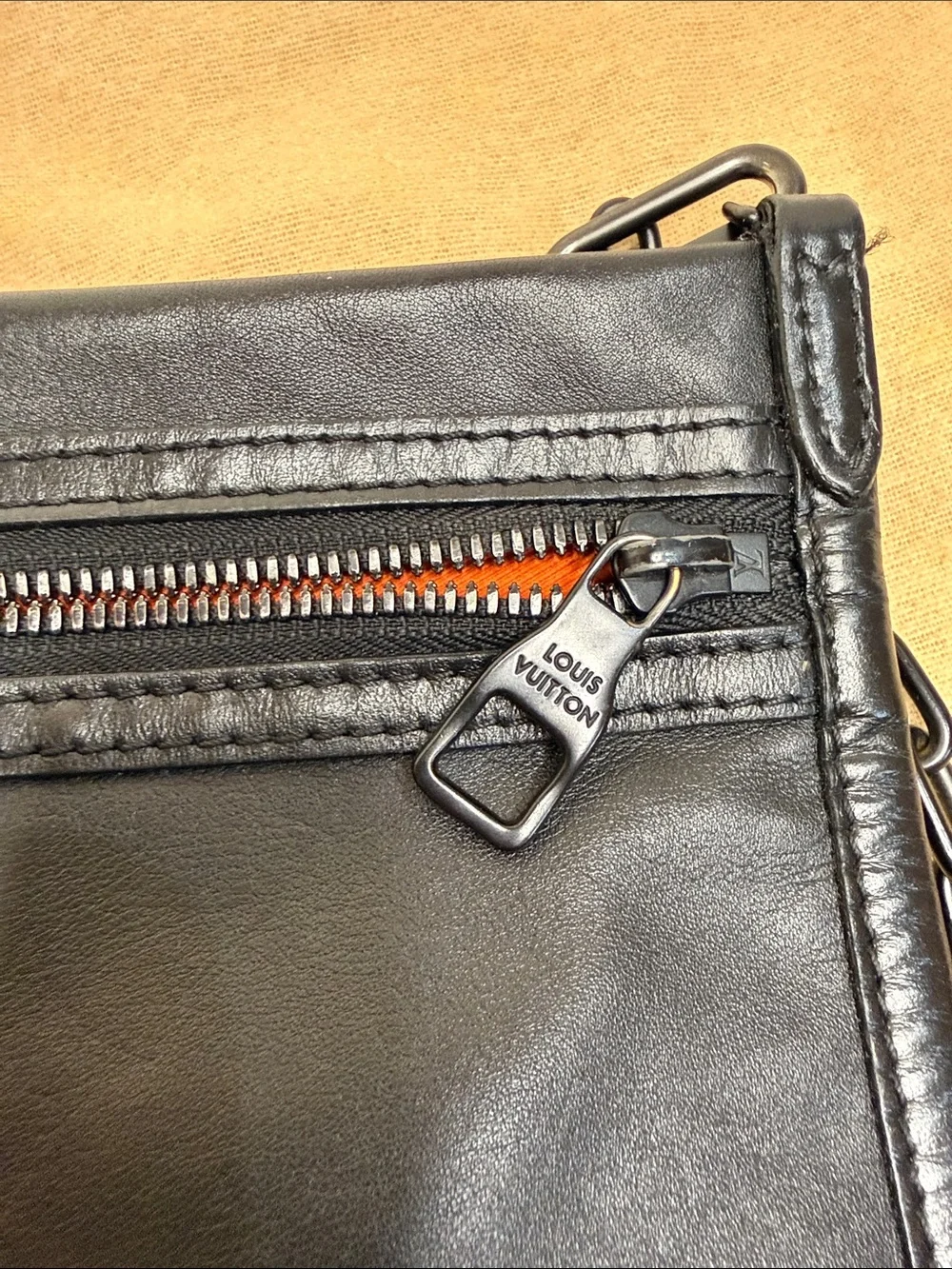 Louis Vuitton Double Flat Messenger Bag.